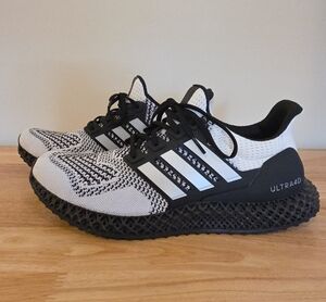 Adidas Black & White Knit Ultra4D Runner